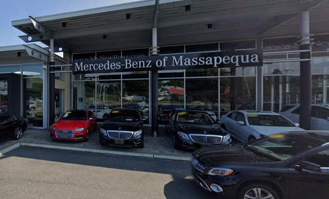 Former saleswoman alleges Mercedes-Benz dealers exchanged discounts for sex