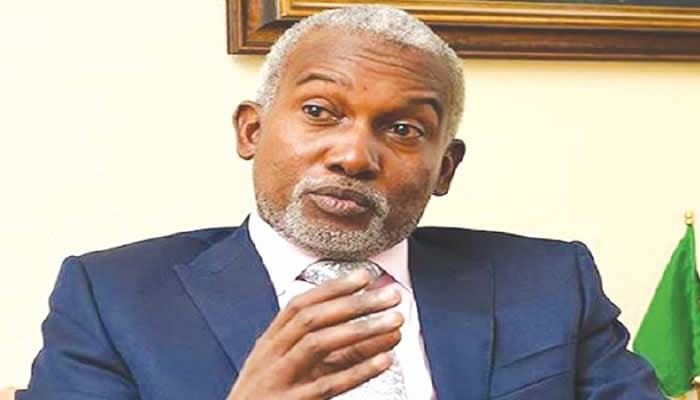 Drama as Bauchi Deputy Governor slaps Foreign Minister at Emir’s palace