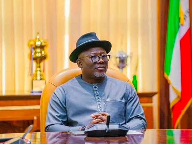 PDP loses big as Delta Governor defects to APC