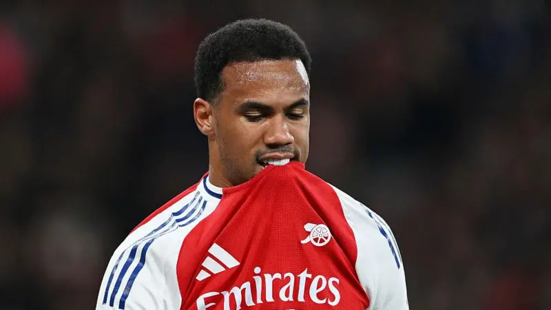 Gabriel suffers injury blow as Arsenal faces Fulham