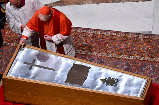 Vatican reveals touching note placed in Pope Francis’ coffin