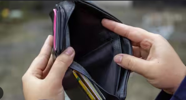 Five common habits that can drain your pocket