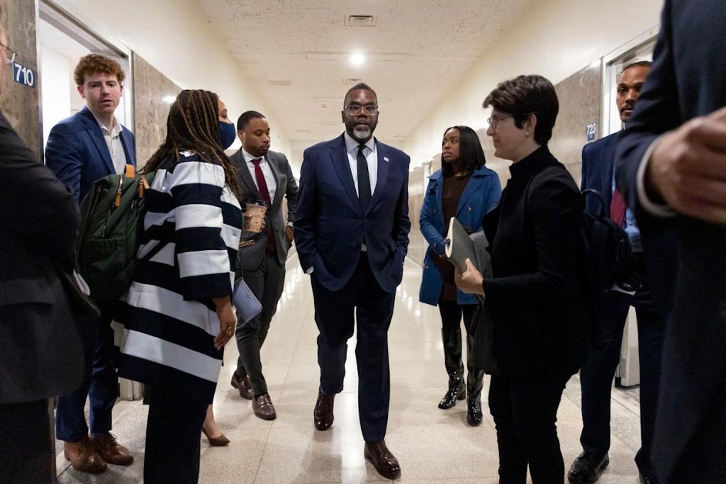 Chicago mayor Johnson under Justice Department investigation over alleged racially motivated hiring