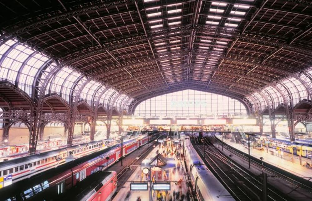 At least 12 injured in knife attack at Hamburg train station