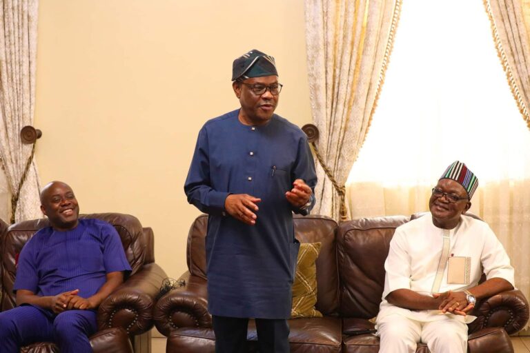 Wike: Makinde has betrayed me and turned PDP members against me