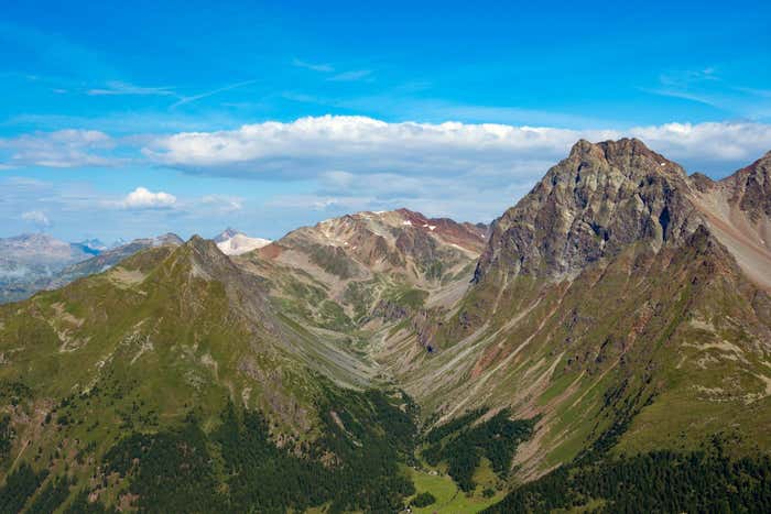 Scientists suspect clean energy lies beneath mountain ranges