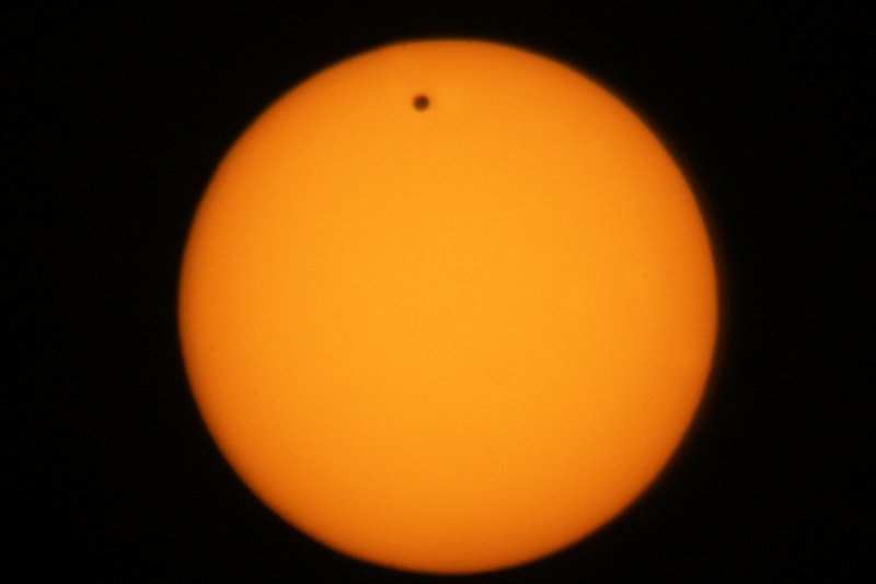 Soviet spacecraft from 1972 is re-entering Earth’s atmosphere