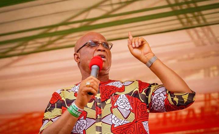 Gov Umo Eno warns Commissioners against abandoning him at public events