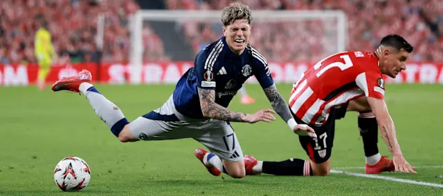 Arsenal enter race for Alejandro Garnacho as Man United starlet eyes England stay