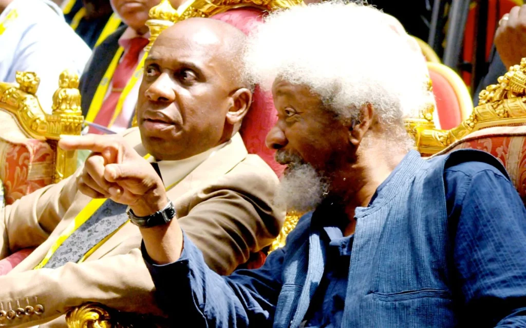 Soyinka praises Amaechi’s stance during APC primary, says he showed rare political courage