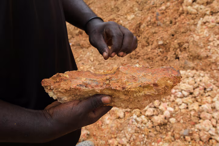 Ghana loses  billion to gold smuggling with ties to UAE, report reveals