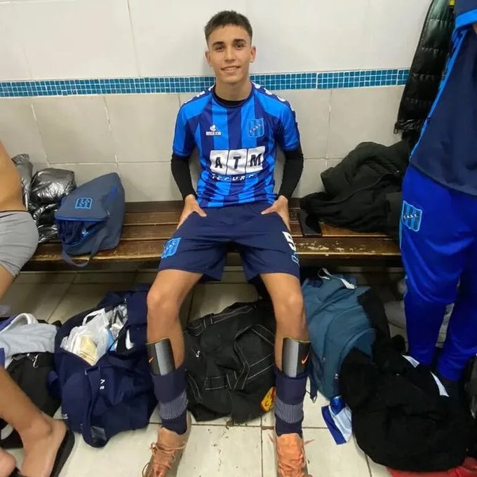 Argentine midfielder dies during knee surgery