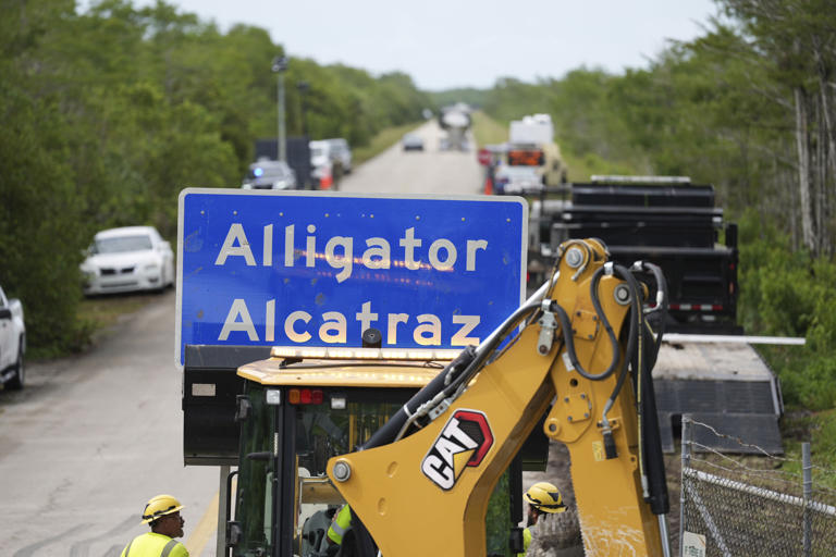 Experts warn heat, storms, and mosquitoes pose greatest risks at Alligator Alcatraz