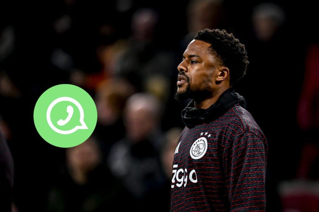 Ajax dump Chuba Akpom, six others via WhatsApp