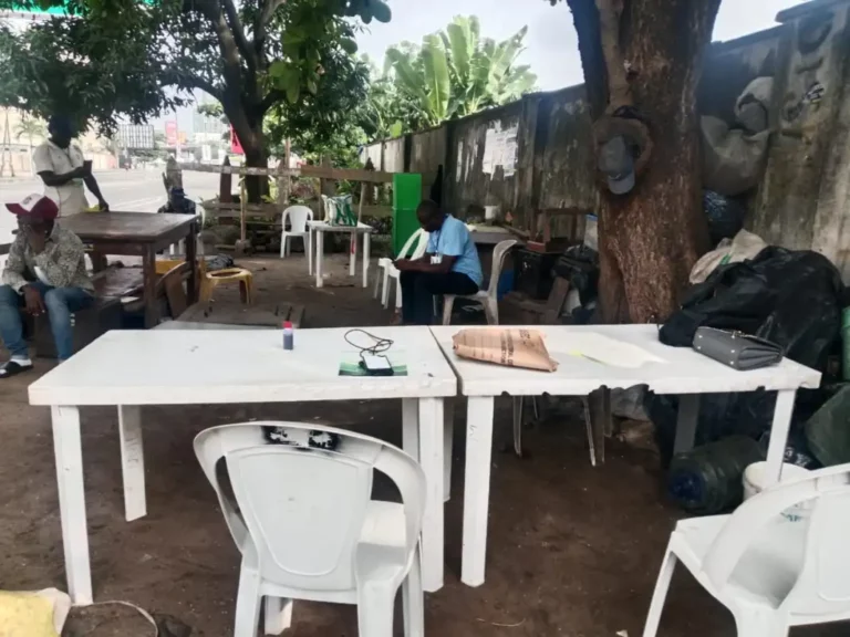 Lasiec officials absent as Lagos voters await polls in Ikoyi and Obalende