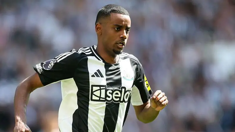 Isak left out of Newcastle’s pre-season tour squad