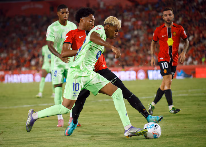 Barcelona start season with comfortable victory over Mallorca