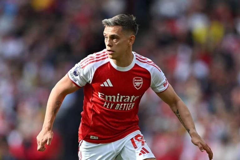 Arsenal hand Trossard new contract with pay rise, no extension