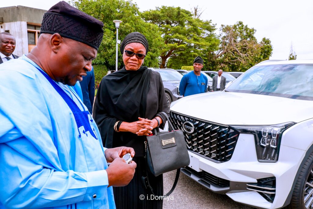 Fintiri hands out 23 SUVs to judges as Adamawa courts crumble