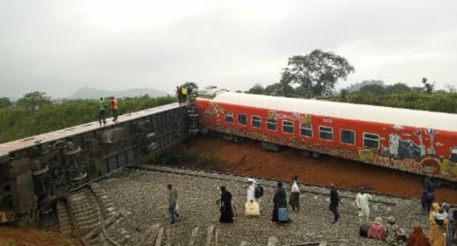 Chaos as Abuja-Kaduna train derails shortly after departure