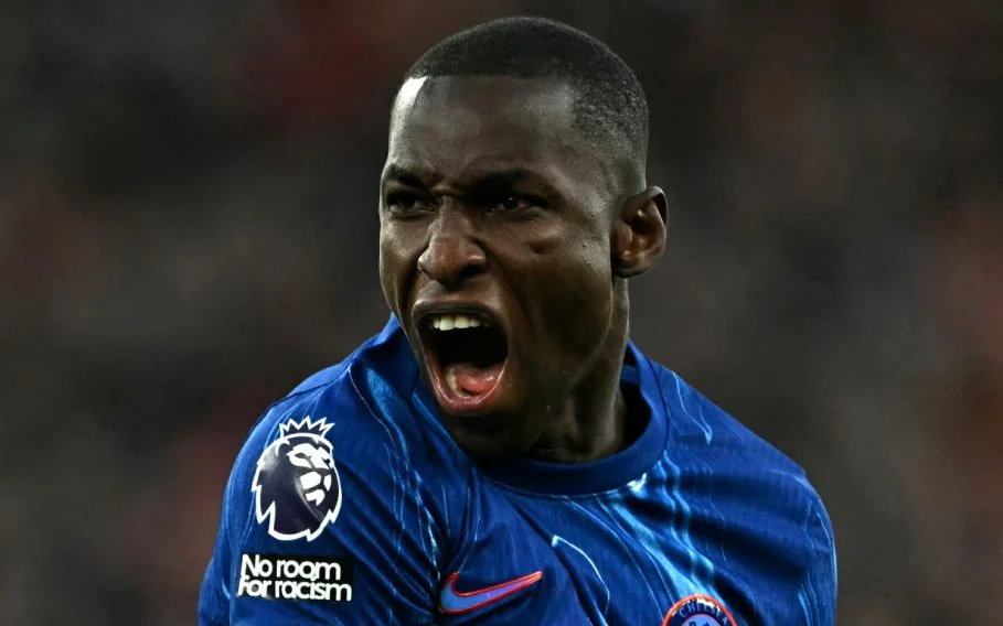 Bayern lead chase for Jackson, but Chelsea holding out