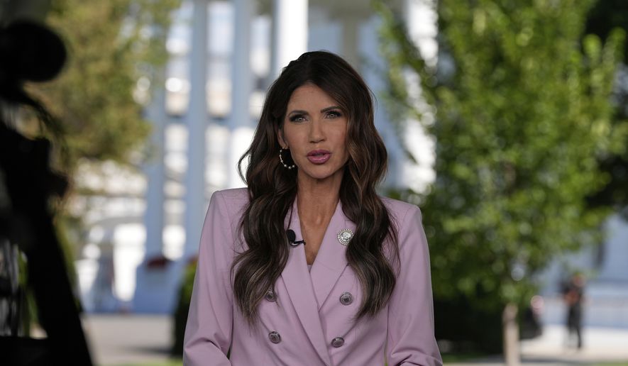 Noem confirms surge of ICE resources in Chicago