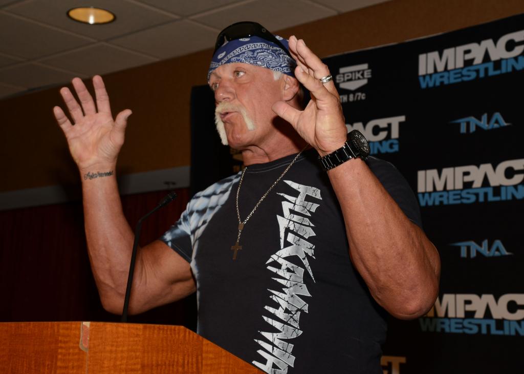 Hulk Hogan’s daughter removed herself from his will before death