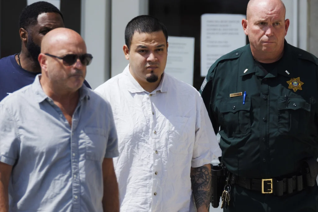 Kilmar Abrego Garcia released from Tennessee jail, sent to Maryland for trial