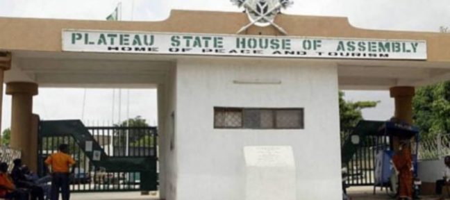 Plateau assembly adopts four-year textbook cycle, warns schools
