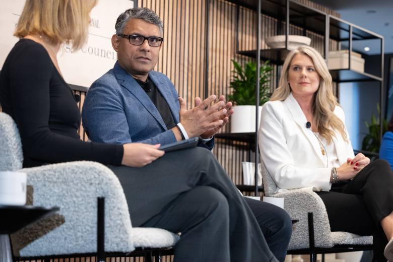 AI disrupts the conventional corporate org chart