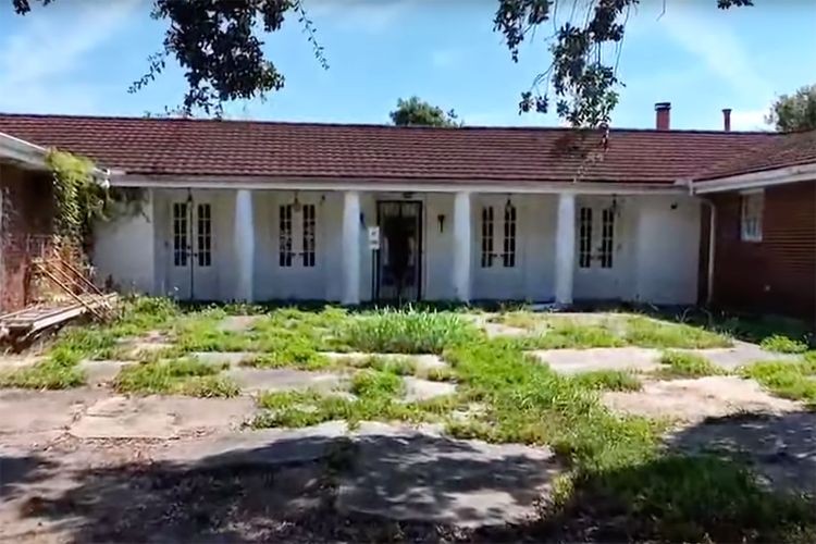 10 year old Louisiana boy escapes kidnappers by kicking down door after abduction at gunpoint