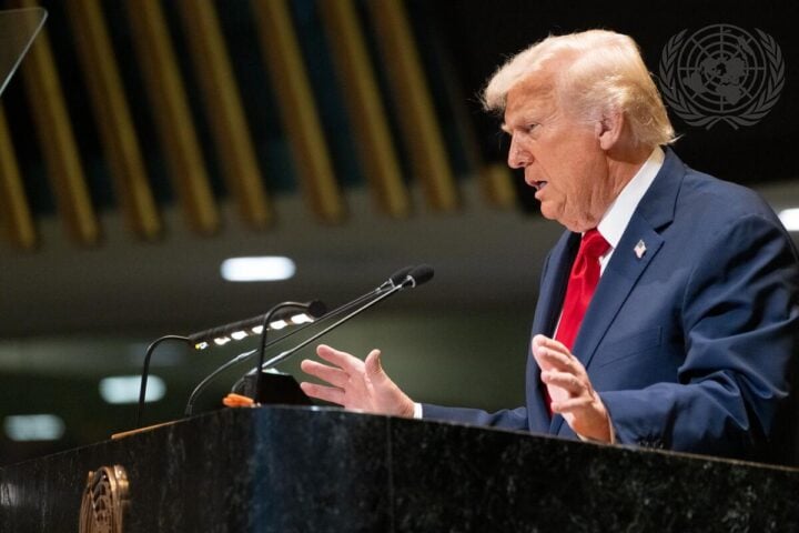 Trump dismisses climate action as “con job” at UNGA