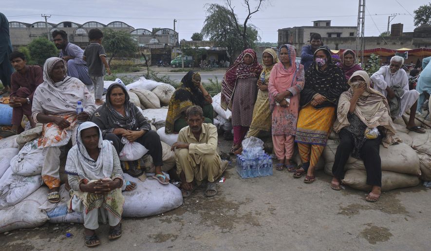 Pakistani rescuers deploy drones as Punjab floods displace hundreds of thousands