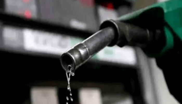 Petrol may hit N1,000 per litre as crude oil prices surge above , marketers warn Petrol may hit N1,000 per litre as crude oil prices surge above , marketers warn