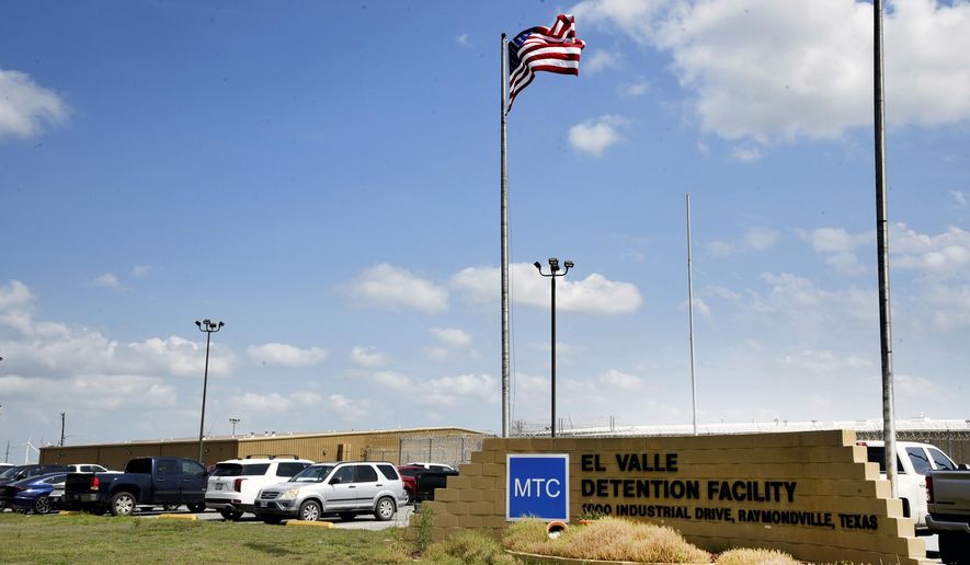 Trump admin asks Supreme Court to end Venezuelan deportation amnesty