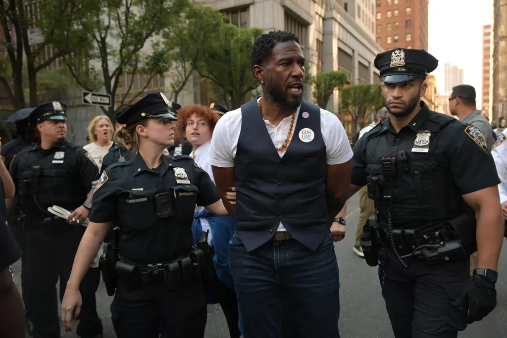 11 Democratic officials arrested after demanding access to ICE holding cells