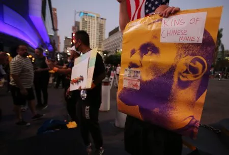 LeBron James praises China in People’s Daily Column