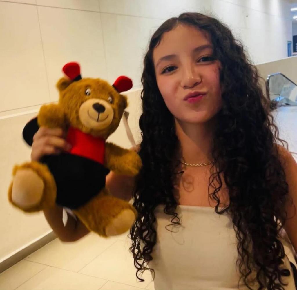 Girl, 14, dies after breast, butt enhancement surgery