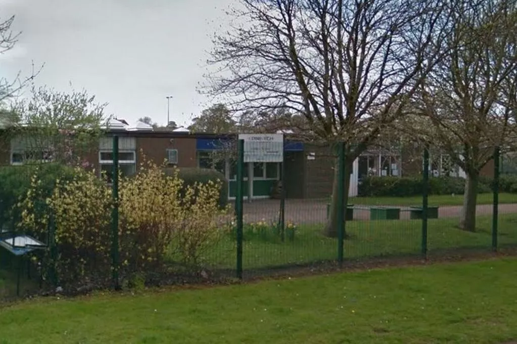Edinburgh school hit by mice and flies outbreak
