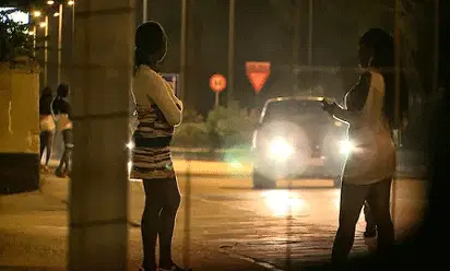 Zimbabwe sex workers turn to alternatives after US aid cut