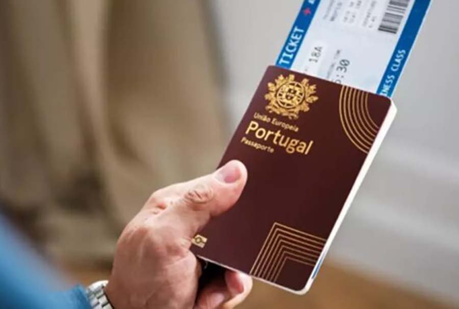 Portugal slams brakes on citizenship, demands 10-year wait