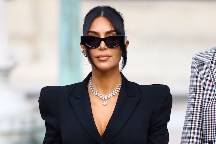 Kim Kardashian discloses brain aneurysm diagnosis