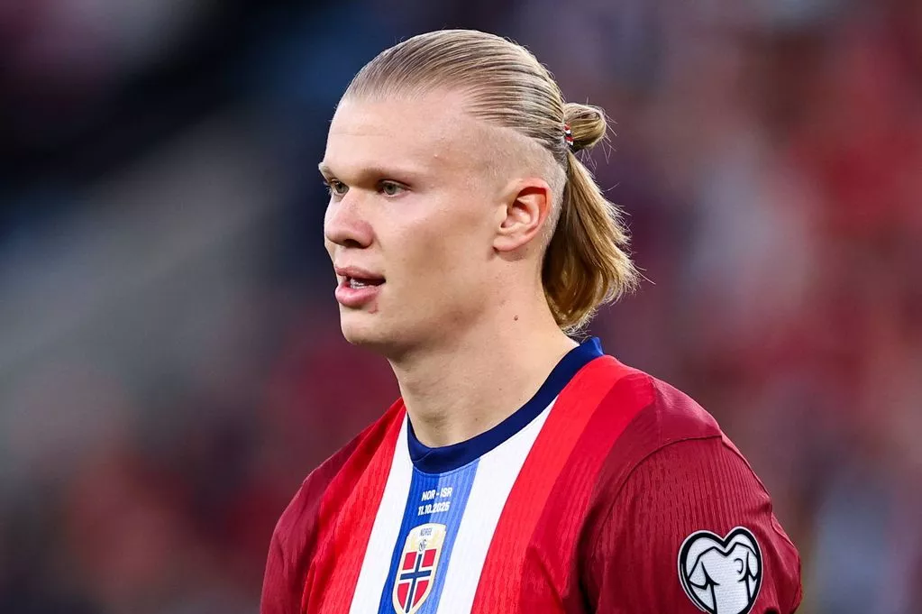 Haaland hits 50th Champions League goal as City beat Napoli 2-0