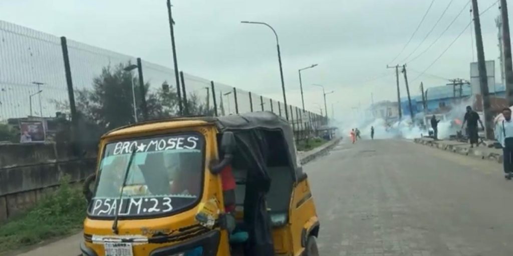 Lagos police attack, teargas Sowore and residents during anti-demolition protest