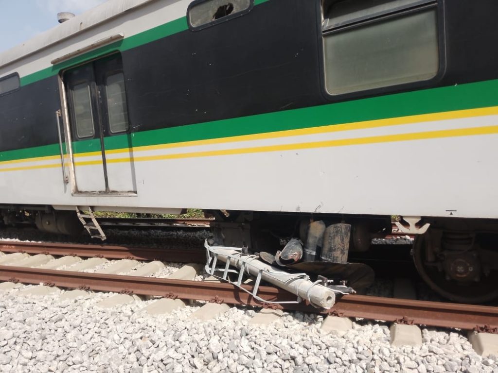 Warri-Itakpe train derails three days after resuming service; vandalism eyed