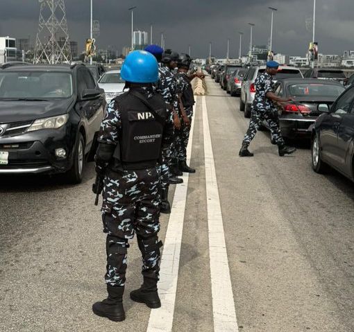 Anambra police receive IGP team to enforce VIP escort ban