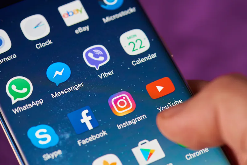 US lawmakers push Google, Apple to remove apps used to track immigration officers