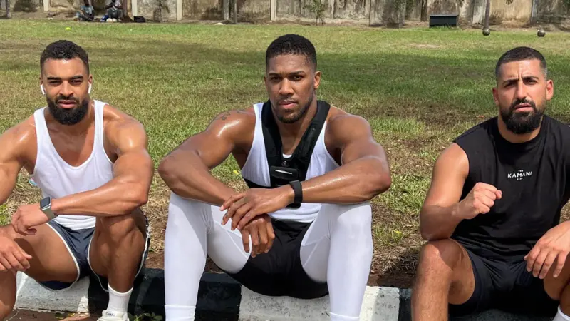 UK officials, governors visit Anthony Joshua in Lagos hospital after fatal crash