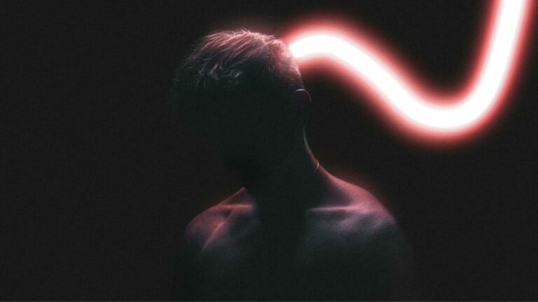 From the Big Bang to the brain: New insights into consciousness From the Big Bang to the brain: New insights into consciousness