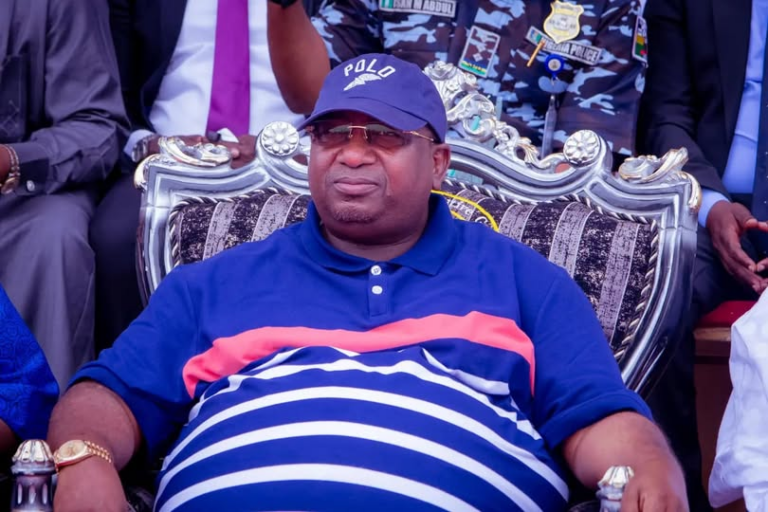 Kebbi lacks funds for key agencies but spends N10bn on hajj seats